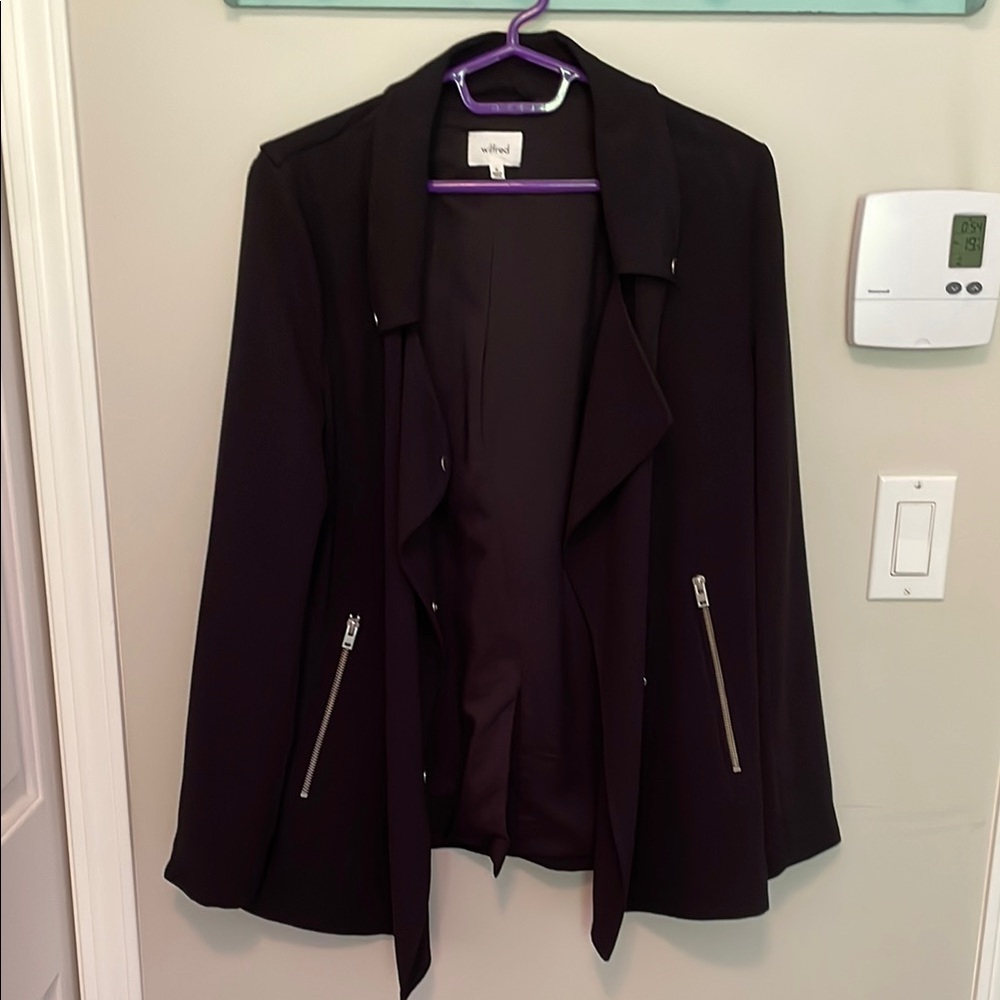 Wilfred Black Blazer with Tailored Lapels